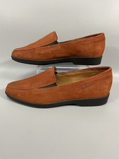 Clarks Ladies Suede Loafers Flat Shoes Size 3.5 Burnt Orange Slip On
