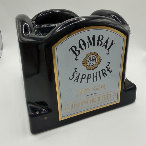 Bombay sapphire gin - gin, display