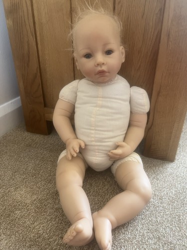 Ashton drake doll large - ashton,