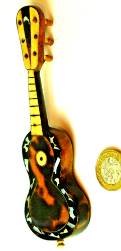 Superb small miniature - superb, small/miniature