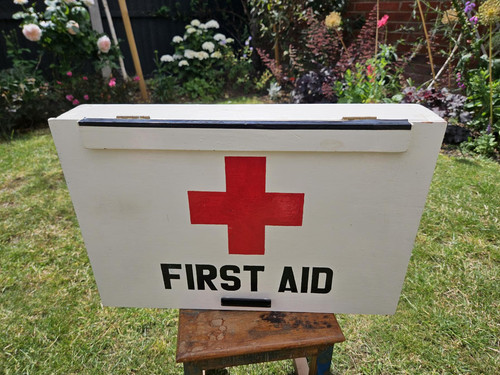 Vintage 1950s first aid - 1950s, box