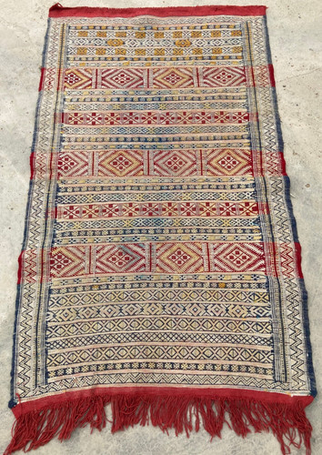 Vintage traditional handmade - traditional,