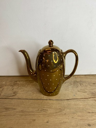 Grays pottery copper lustre - pottery,