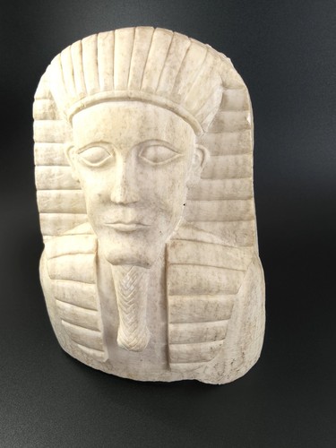 Solid stone mineral alabaster