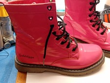 Golddigger Pink 8 Hole Lace Up