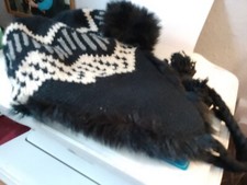 "JACKPOT"NECK / /SHOULDER WARMER + KNITTED,FAUX FUR LINED HAT