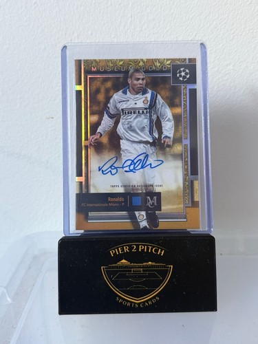 Ronaldo nazario auto topps - nazario,