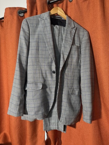 Men piece suit - size, 34r
