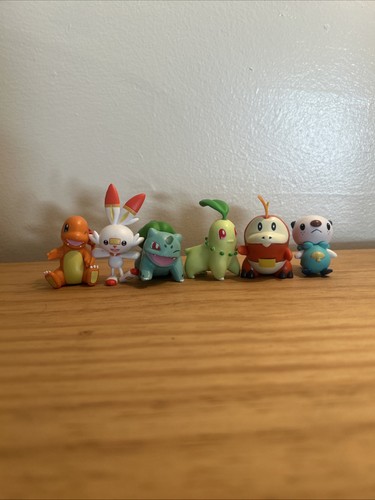 Pokémon starter figure bundle - starter,