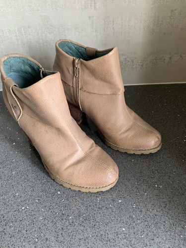 Hush puppies beige leather - puppies,