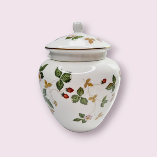 Wedgwood wild strawberry - wedgwood,