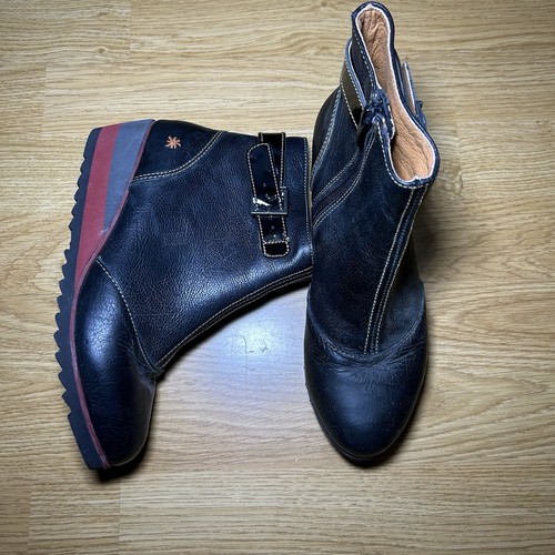 The art company black - the, leather