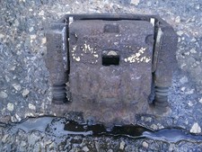 FORD FIESTA ZETEC CALIPER AND CARRIER (FRONT PASSENGER/LEFT SIDE) 2008-2012