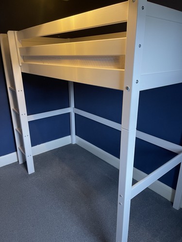 High sleeper cabin - cabin, white