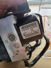VOLVO V40 ABS PUMP CONTROL