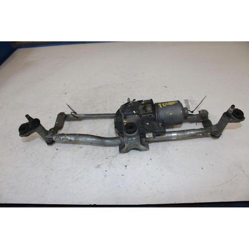 Front windscreen wiper motor - wiper,