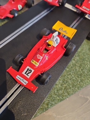 Scalextric presents ferrari - presents, "ferrari