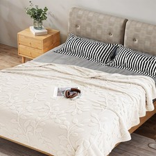 3D Leaf-shaped Warm Blanket Faux Fur Mink Sofa Bed Fleece Throw Double & King UK