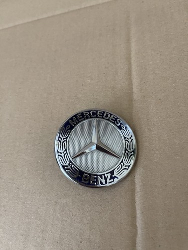 Mercedes benz black wreath - mercedes-benz,