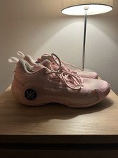 Way of Wade 10 Low Cherry Blossom Li Ning Size US10.5/UK9.5 Good Condition