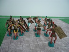 TIMPO 11 ROMANS ON FOOT WITH WEAPONS TOY SOLDIERS