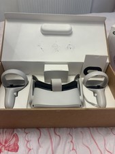 Oculus Meta Quest 2 Virtual Reality Headset 64GB, White with 2 controllers