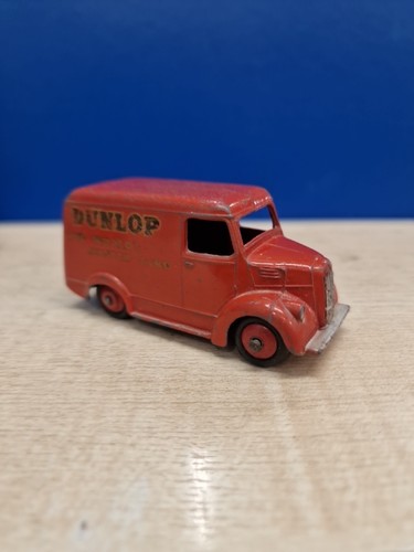 Dinky 451 trojan van - trojan,