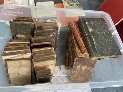 Joblot antique books that - of,