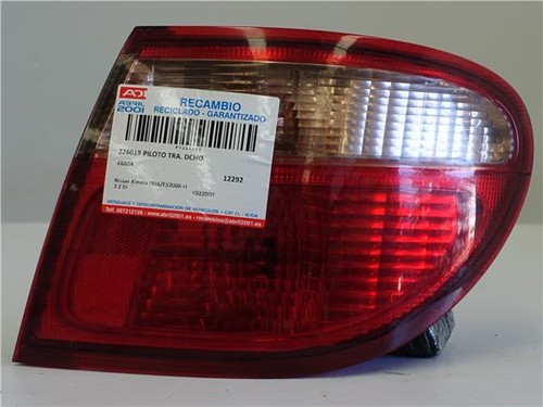 Right taillight nissan - taillight,
