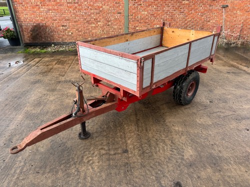 Tractor tipping trailer 7ft - , x