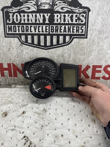 Bmw 800 clocks - clocks, 37k