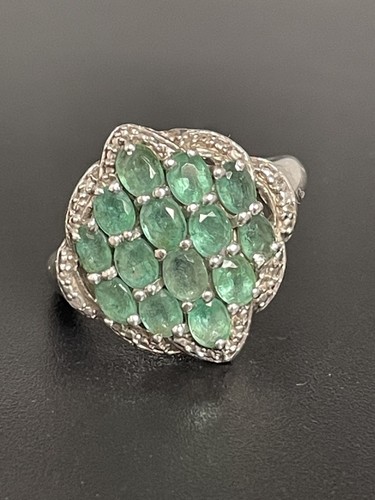 Natural emerald - real),