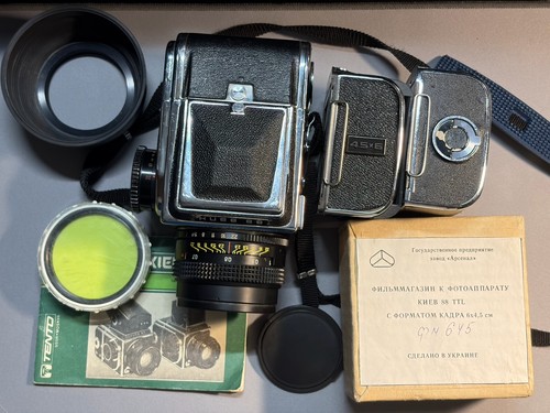 Kiev medium format camera - kiev-88,