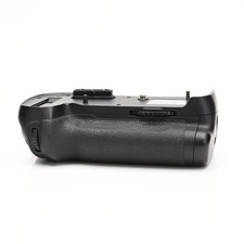 Genuine OEM Nikon MB-D12