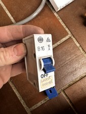 Old Style WYLEX 16A 60898