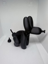 Balloon dog poop sculpture - balloon,