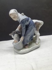 ROYAL COPENHAGEN 779 GIRL FEEDING A CALF FIGURE CHRISTIAN THOMSEN 16cm High(B58)