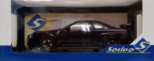 Solido scale nissan - 1/18,