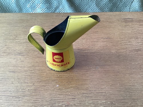 Shell lubricants half pint oil - half,