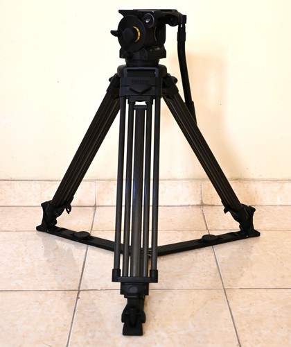 Vinten carbon fiber tripod - carbon,