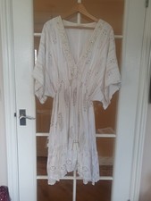 Ivory And Gold Apricot Womens