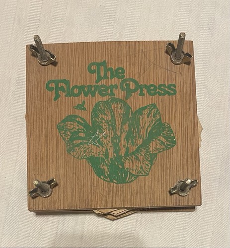 Vintage wooden leaf flower - wooden,