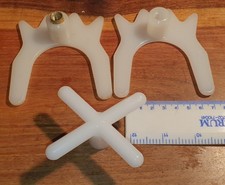 2 Cue Bridges +1 Spider.