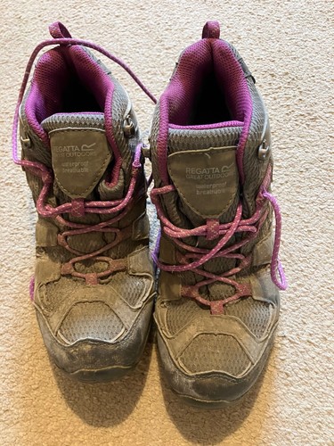 Walking hiking boots 4 - hiking,