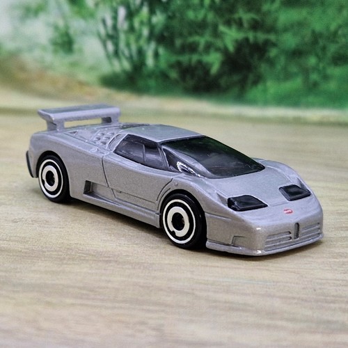 Hot wheels bugatti - hot,