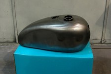 TRIUMPH T140 TR7 US SPEC PETROL FUEL GAS TANK 83-4772 1973-82 GENUINE LF HARRIS