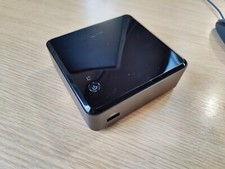 Intel NUC compact PC -
