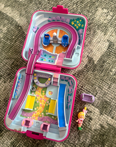 Vintage 1989 polly - polly, pocket