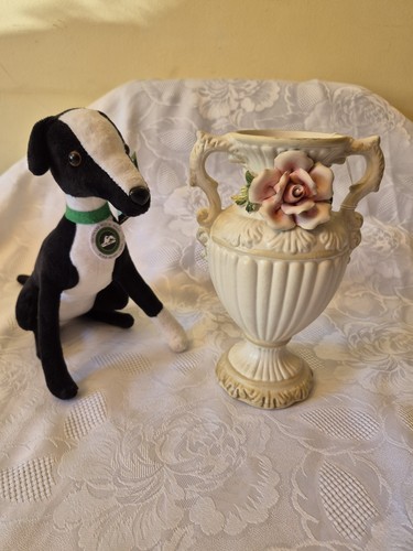 Vintage rose floral - floral, vase/urn