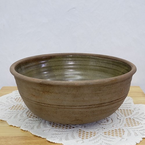 Large wabi sabi - sabi, pottery